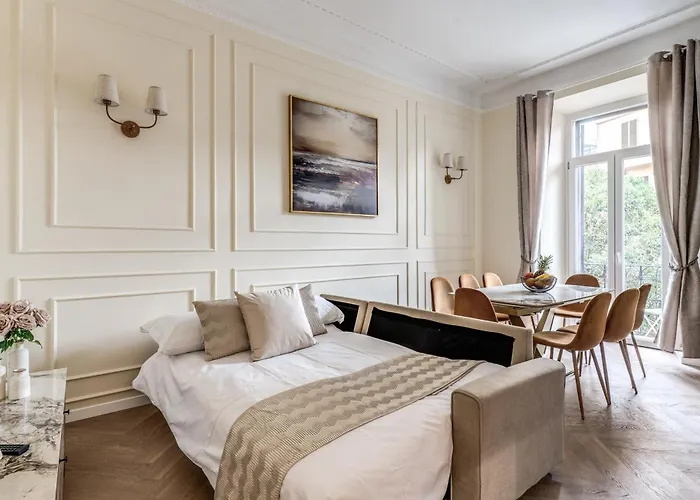 Apartamento 3 Minutes Walk From Termini Station With Temple View Roma