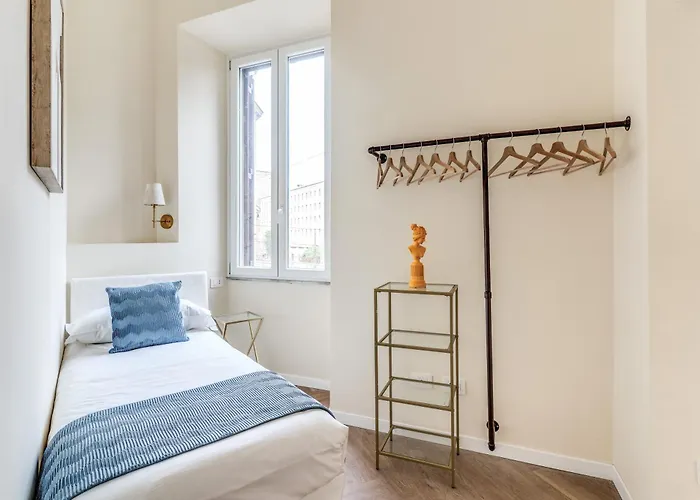 3 Minutes Walk From Termini Station With Temple View Apartamento Roma